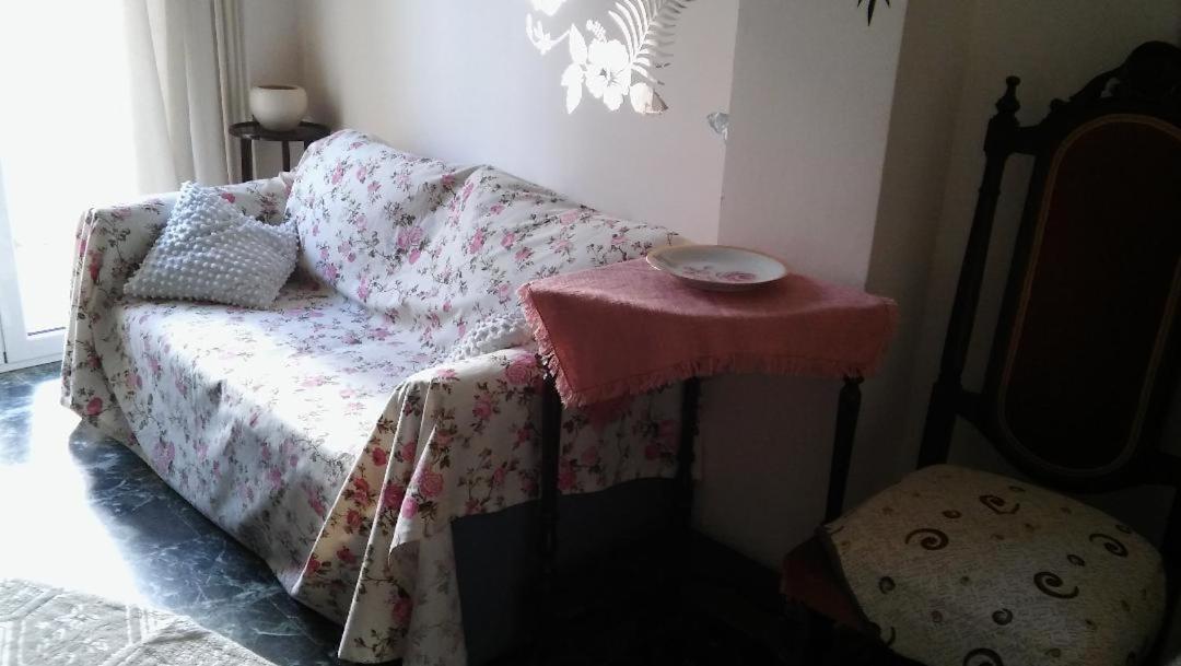 Appartamento Chryssa - Χρυσα Patras Esterno foto