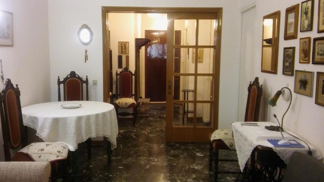 Appartamento Chryssa - Χρυσα Patras Esterno foto